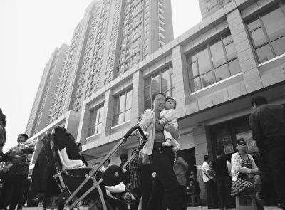 ����ϲ�w�¾ӡ�ӛ�������z