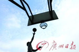 �DƬ�f(shu��)�����W(xu��)����?c��)����ش�W(xu��)�Ļ@���(ch��ng)��������W(xu��)�����w���O(sh��)ʩ�Ƿ��򹫱����M(f��i)�_�������˂����c(di��n)�P(gu��n)ע�Ć�(w��n)�}��