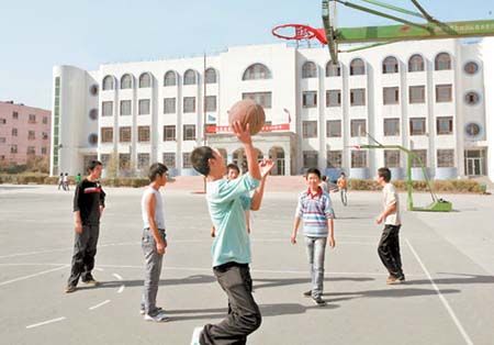 ���׸�һ���WУ�Ļ@����ϣ�ԓУ�ČW�����������n���r�g��@�������Y�ψDƬ��